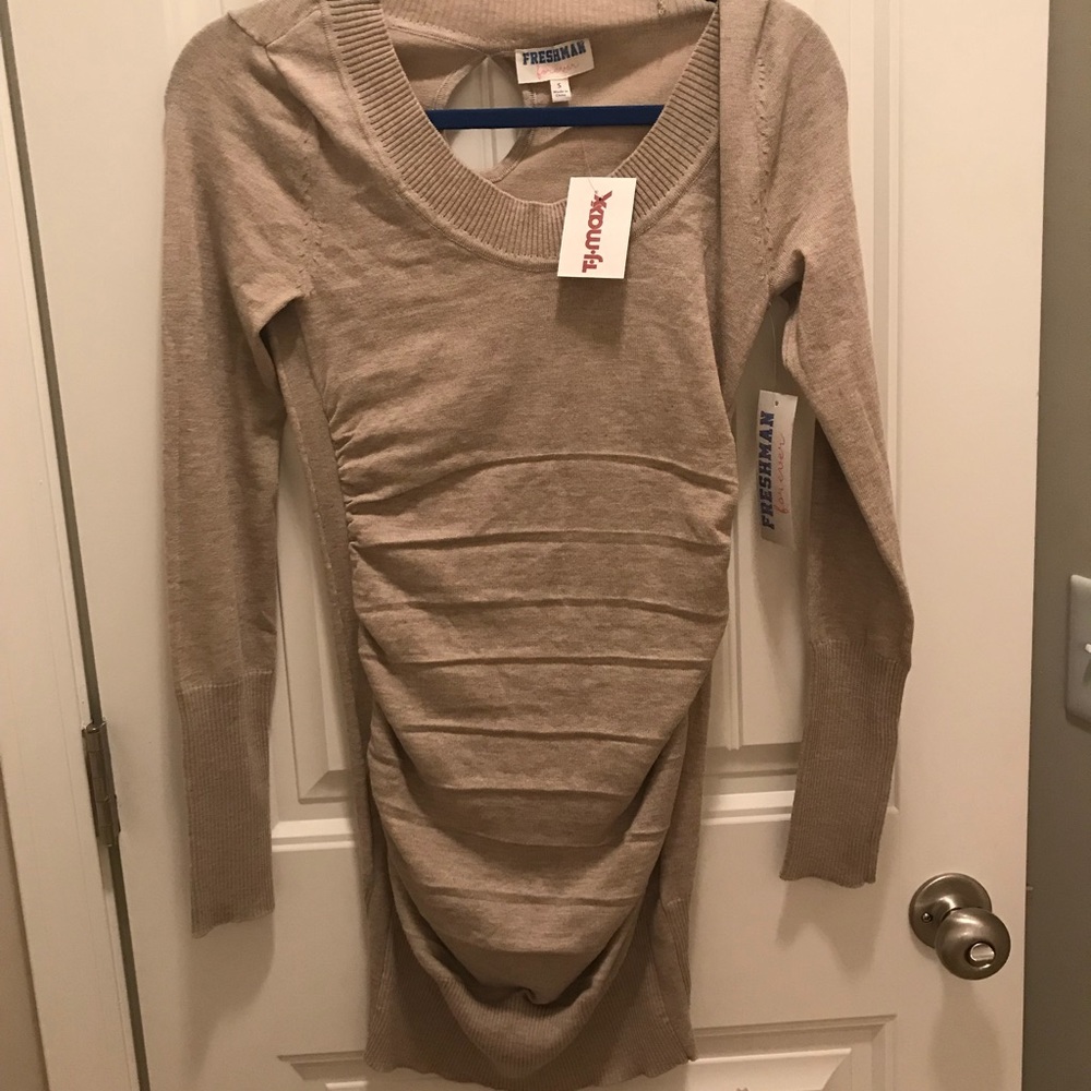 Long stretchy sweater or tunic